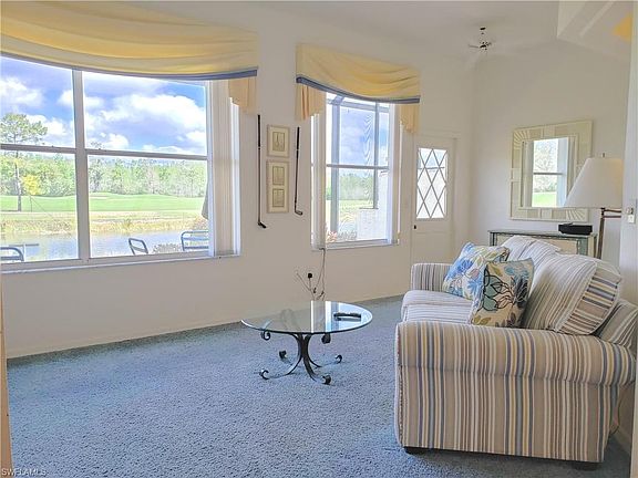 3rd image of 14949 Hickory Greens Ct