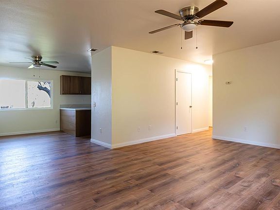 5th image of 2319 Ridgeway Dr