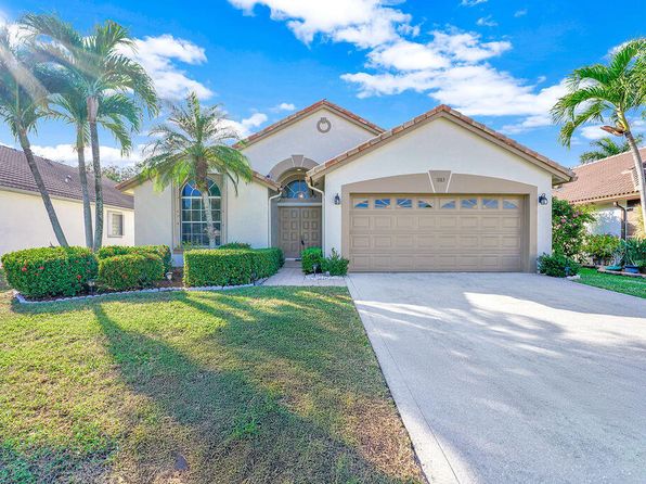 1883 Oak Berry Cir