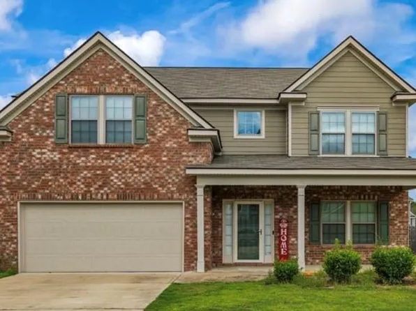 107 Lee Rd #2220, Smiths Station, AL 36877