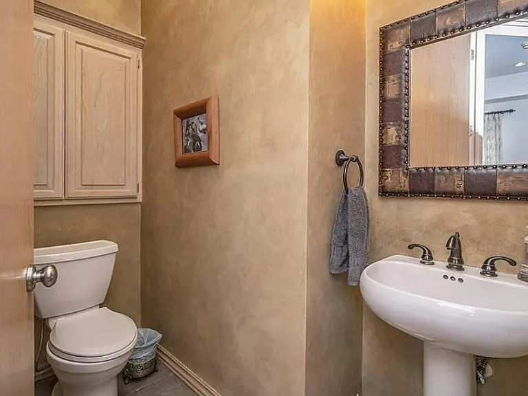 716 Fox Bend Trl — Photo 6