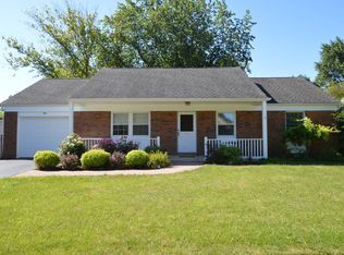 985 Plum Grove Cir, Buffalo Grove, IL 60089
