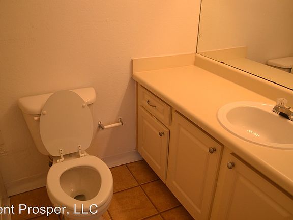 3rd image of 4736 Walden Cir APT 1124