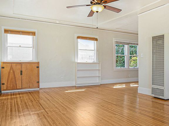5th image of 1106 Park Ave APT 10