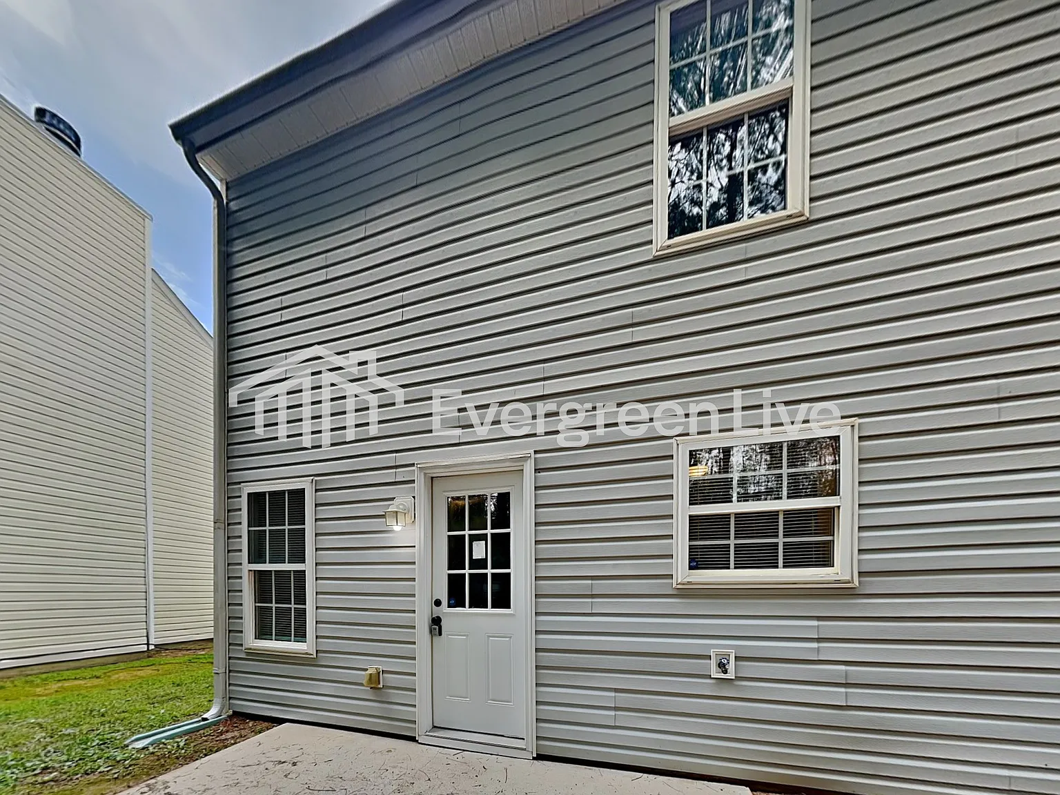 3 bed, 3.0 bath, 1528 sqft, $1,825 — Photo 4