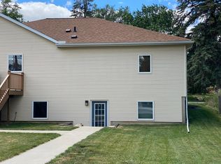 1616 Washington St, Cedar Falls, IA 50613