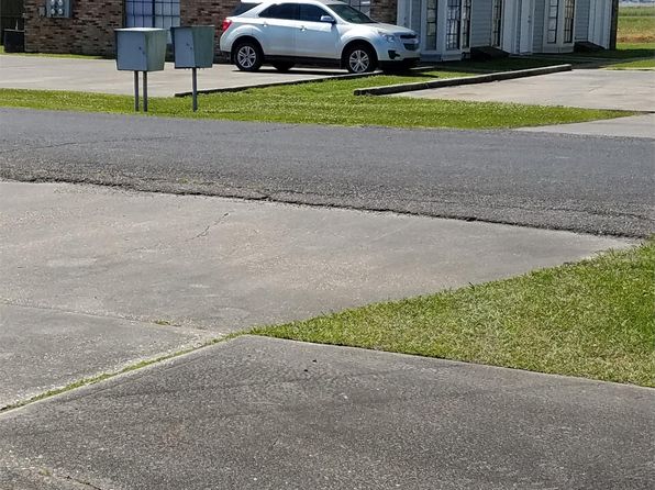 120 Oak Ridge Ave APT D