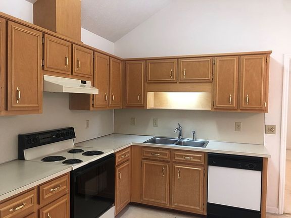 4th image of 117 Mustang Dr