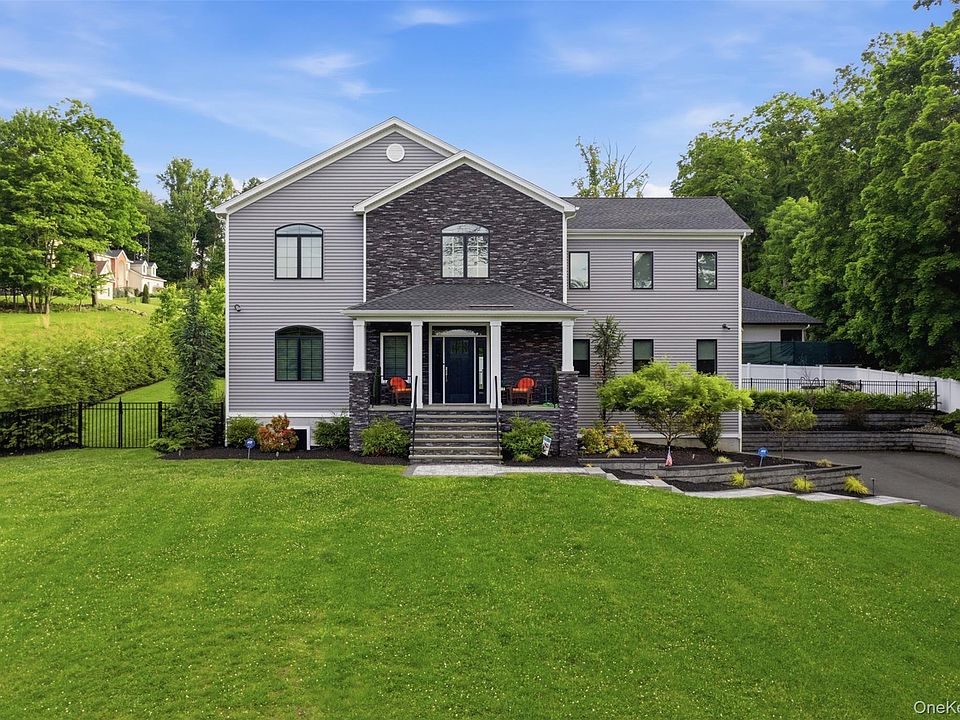 1st image of 75 Campbell Avenue