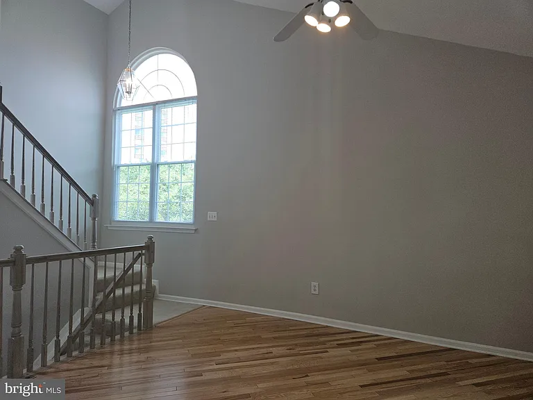 9659 Athens Pl — Photo 28