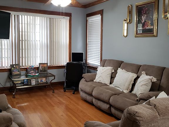 5th image of 2304 Harvey Ave