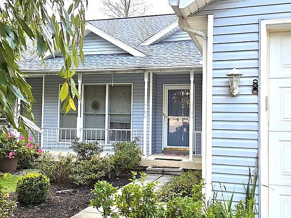 5th image of 6127 Greenbriar Dr