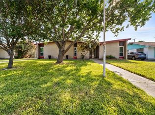 123 E Janin Cir, Portland, TX 78374
