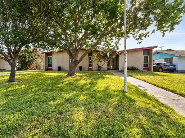 123 E Janin Cir, Portland, TX 78374