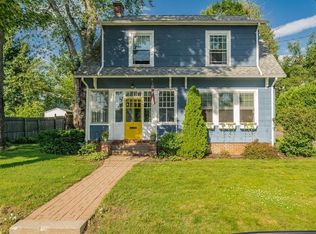 4 Central Ave, South Hadley, MA 01075