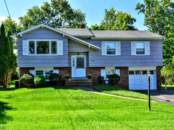 3 Richard Ct, Butler Boro, NJ 07405