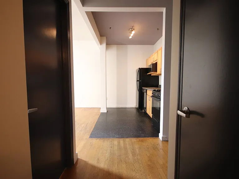 47-45 Vernon Blvd #2B — Photo 11