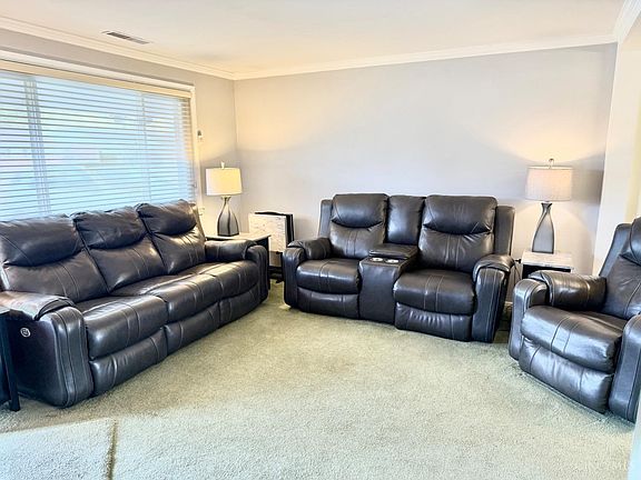 3rd image of 5355 Whitmore Dr