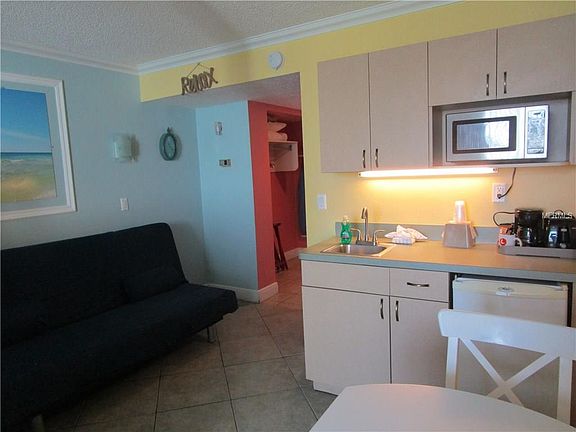3rd image of 445 S Gulfview Blvd #321