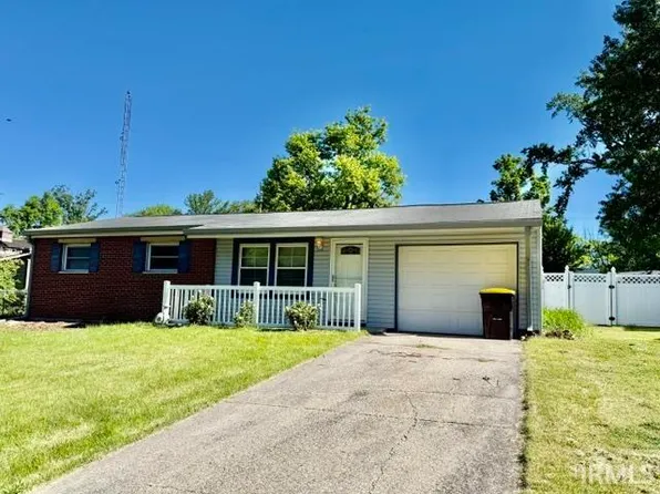 3738 W Garden Ln, Bloomington, IN 47403