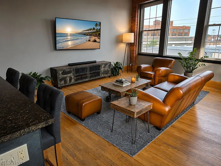 1667 E 40th St #3G — Photo 15