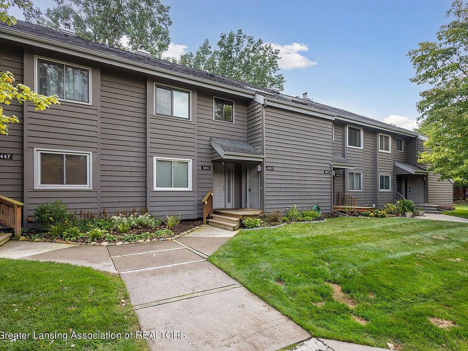 1st image of 5451 Wild Oak Dr #12