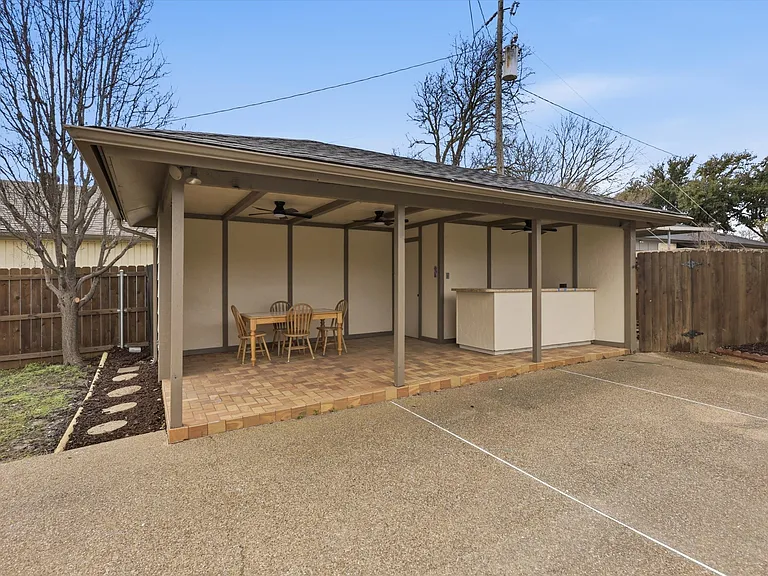 3716 Sweetbriar Ln — Photo 42