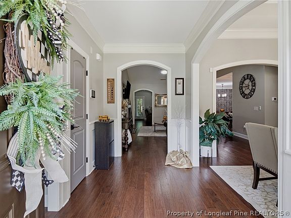 5th image of 148 Heatherspring Way