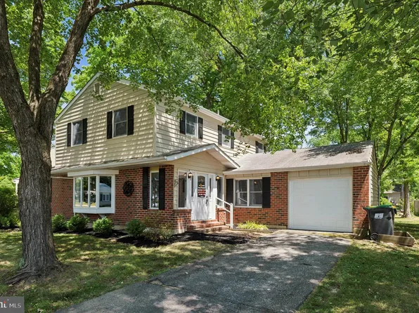 3306 N Rockfield Dr, Wilmington, DE 19810