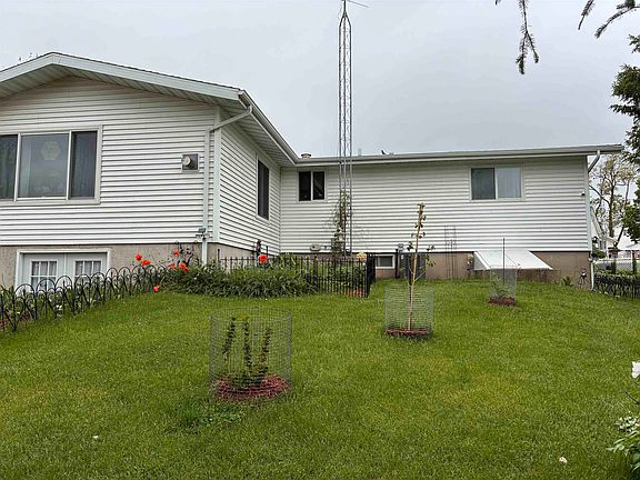 3rd image of 404 N Virtue St