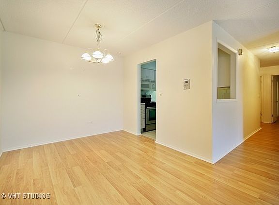 4th image of 100 W Park Circle Dr APT 3E