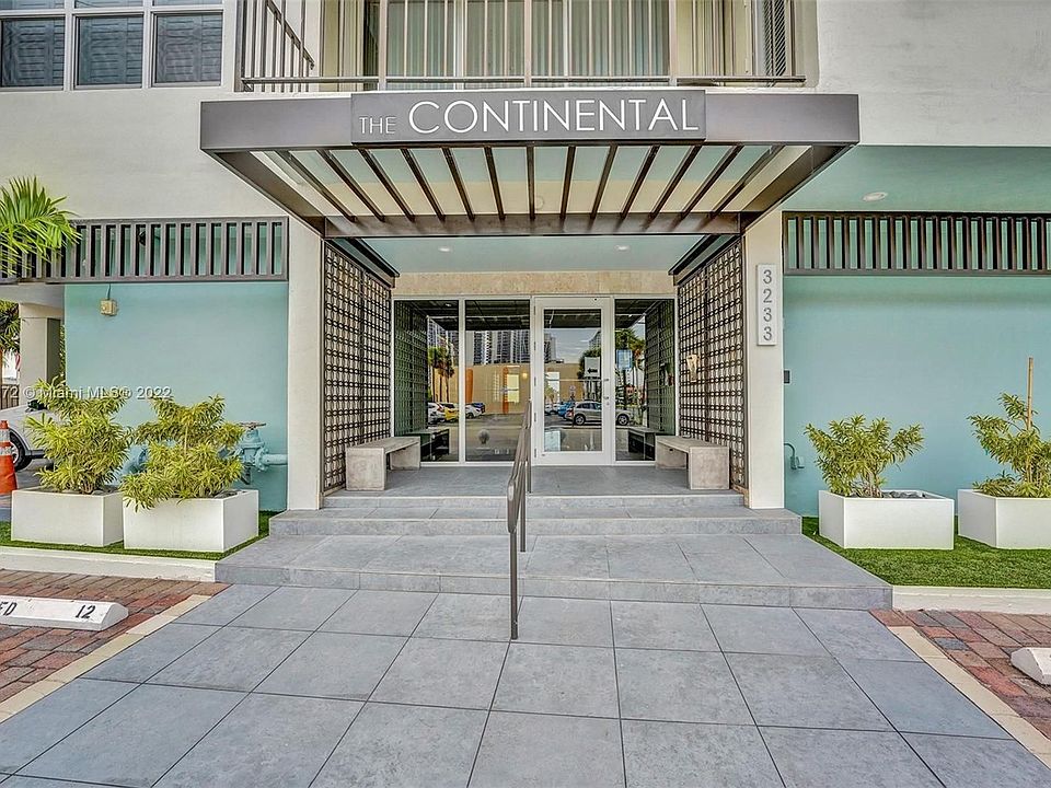 1st image of 601 SW 18th St #201