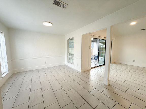 4th image of 7526-7528 Thistle Ln