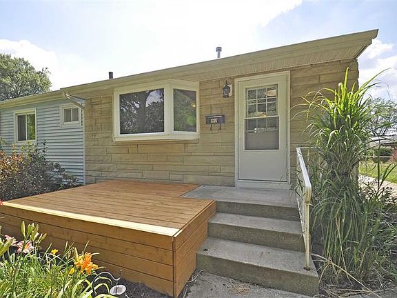 4th image of 1207 Congress Ave
