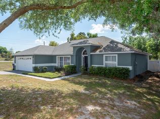 121 Hidden View Dr, Groveland, FL 34736