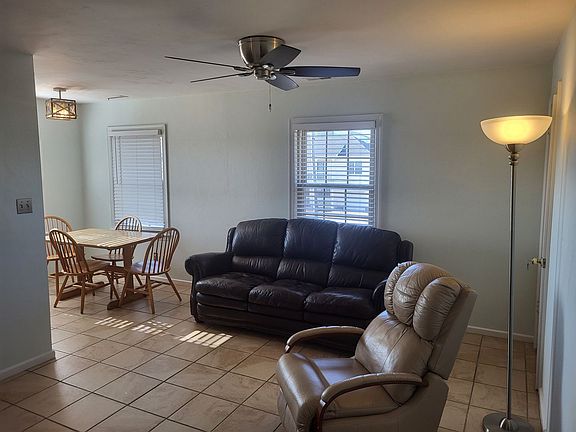 5th image of 401 Arctic Ave #200