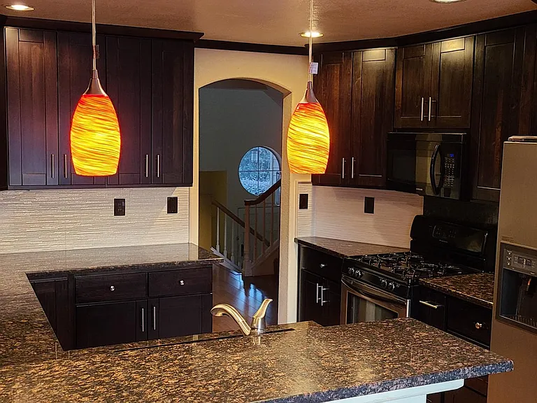 522 Mill River Ln — Photo 1