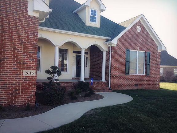 2nd image of 2616 Laurelstone Ln
