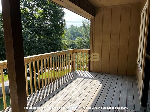 Front covered deck