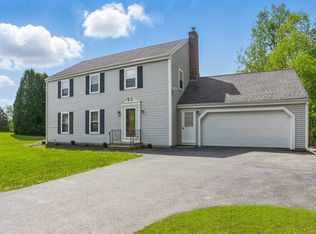 118 Oakham Rd, North Brookfield, MA 01535