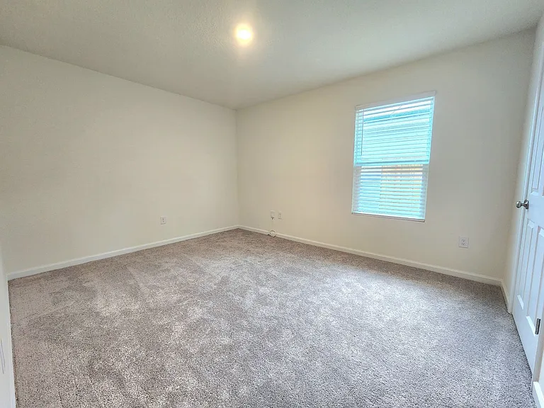 7840 Maxton Rd — Photo 12