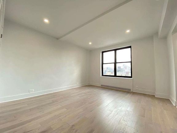 3rd image of 161 W 16th St #15JJ