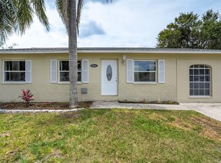 1980 Taylor Lake Cir, Seminole, FL 33778