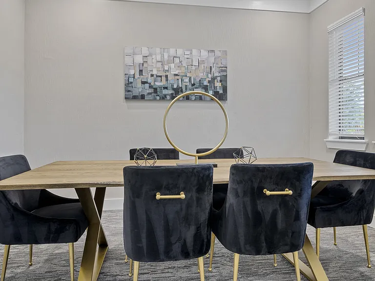 The Aidan Apartments — Photo 20