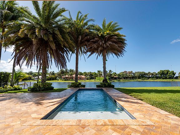 4th image of 15234 SW 40th Street