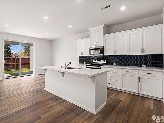 2nd image of 7018 Quinn Court SE