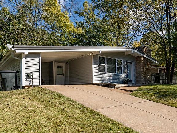 2nd image of 1524 Fournier Dr