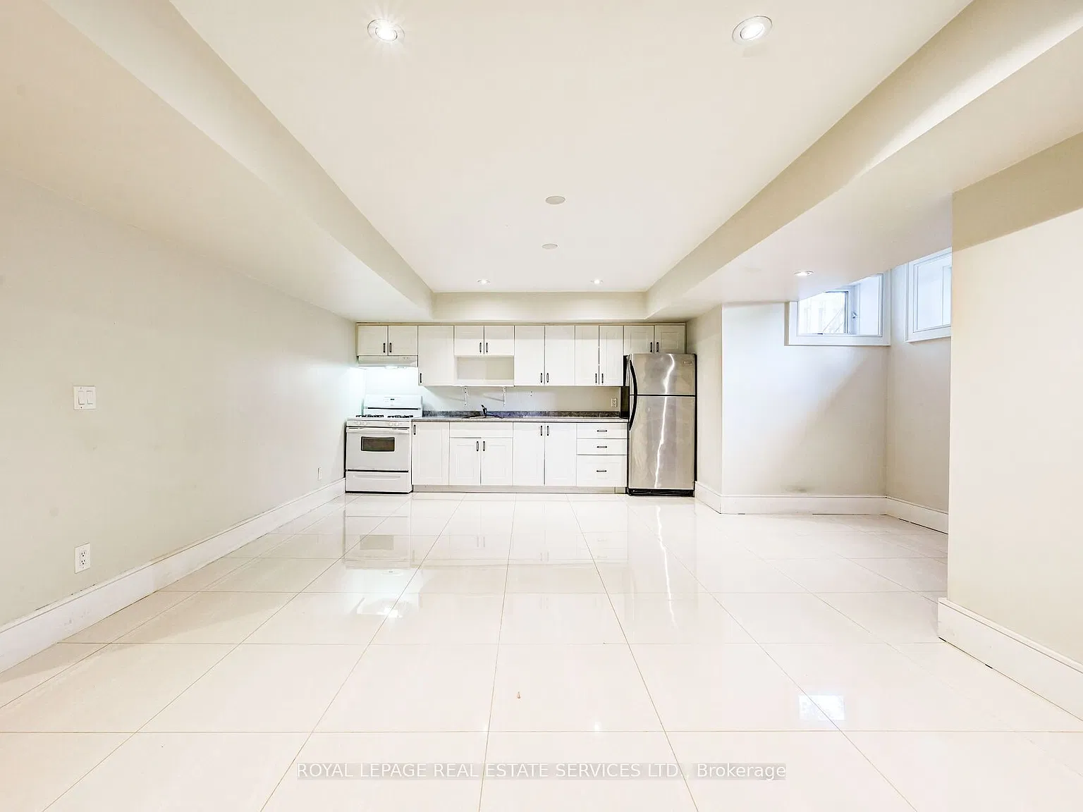 2 bed, $2,300 — Photo 4