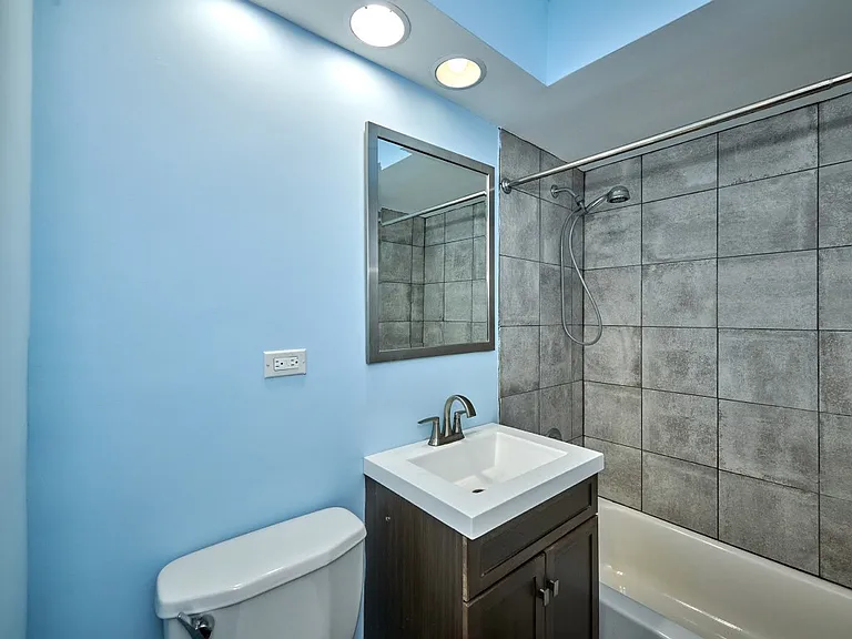 7810 E Prairie Rd — Photo 15