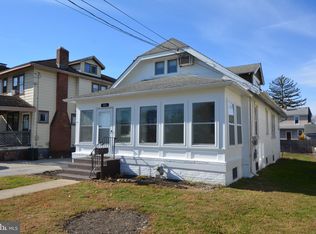 100 E Roland Rd, Brookhaven, PA 19015